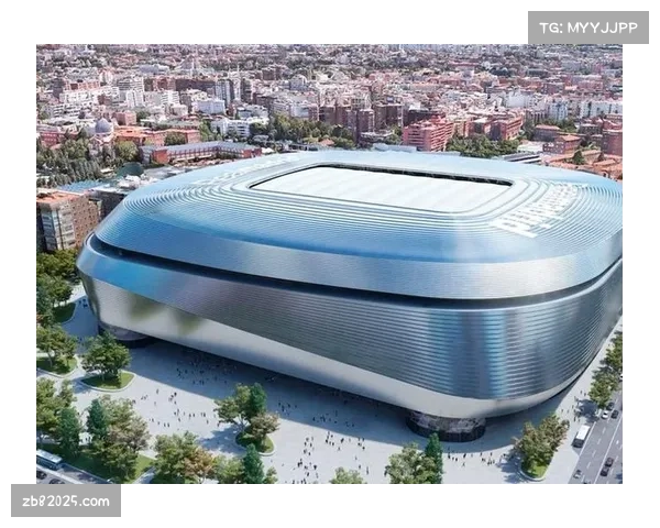 为应对极端天气，部分欧冠主场加装可伸缩顶棚与智能温控系统